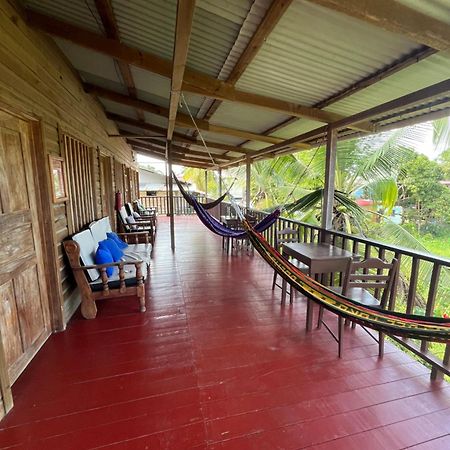 Valerie Emanuel Apartments Bocas del Toro Esterno foto