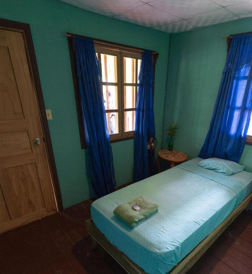 Valerie Emanuel Apartments Bocas del Toro Esterno foto