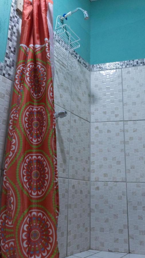 Valerie Emanuel Apartments Bocas del Toro Esterno foto
