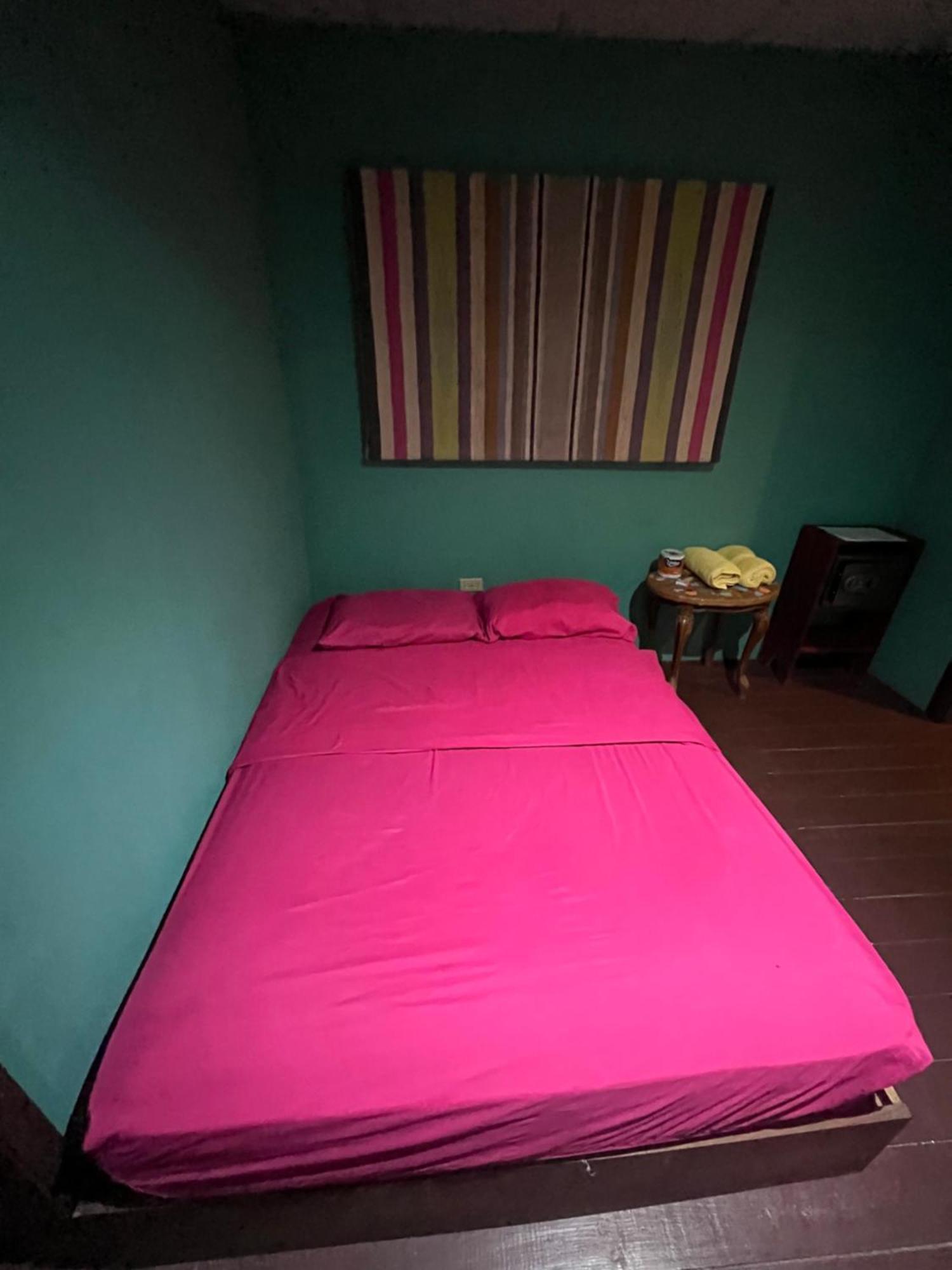 Valerie Emanuel Apartments Bocas del Toro Esterno foto