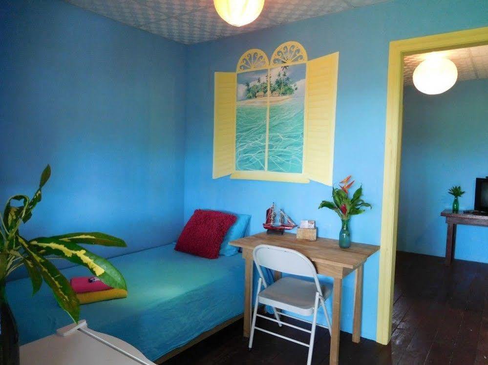 Valerie Emanuel Apartments Bocas del Toro Esterno foto