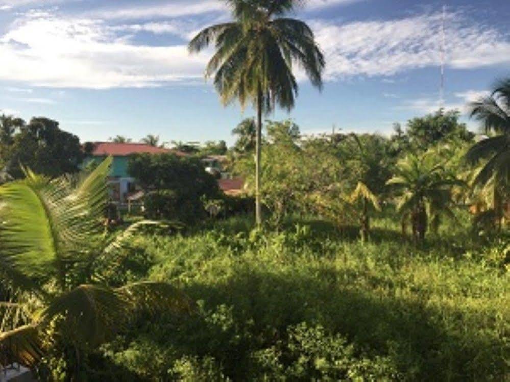 Valerie Emanuel Apartments Bocas del Toro Esterno foto