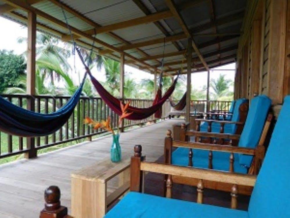 Valerie Emanuel Apartments Bocas del Toro Esterno foto